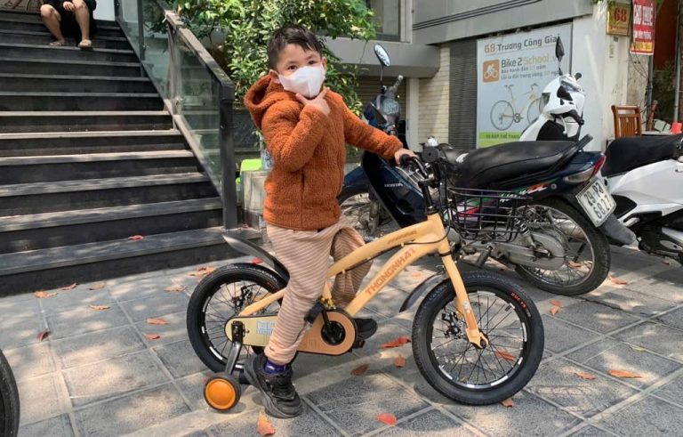 Xe đạp trẻ em cho bé 4 – 6 tuổi: Chọn đúng size, bé đạp an toàn, tự tin